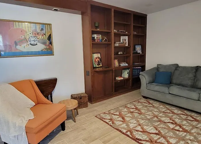 Holiday home Casa Sunrise, Large Home, Minutes From Airport, Yrmc, Mexico Borders